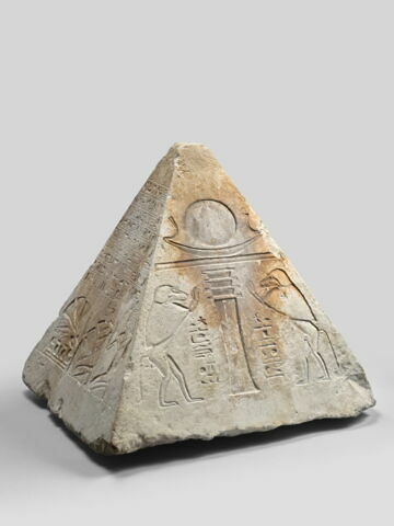 pyramidion tronqué, image 7/28