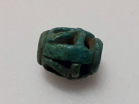 perle en tonnelet ; perle, image 6/6