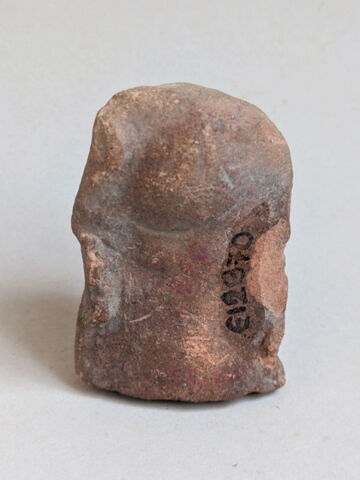 figurine féminine couchée, image 2/2