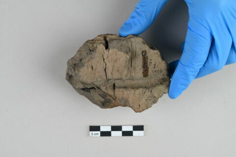 bouchon de jarre en calotte ; empreinte de sceau, image 3/3