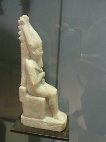 figurine, image 2/3