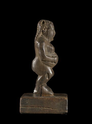 statue, image 3/5