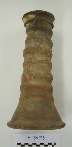 support de vase  ; chandelier
