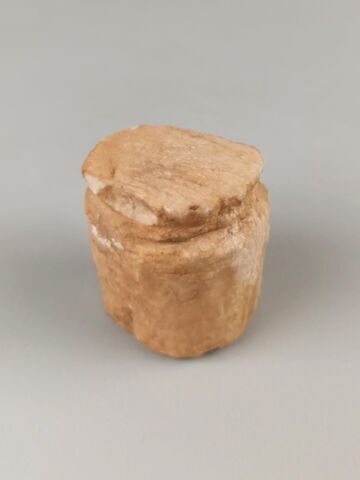 pot, image 2/2