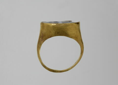 chevalière ; intaille, image 2/2