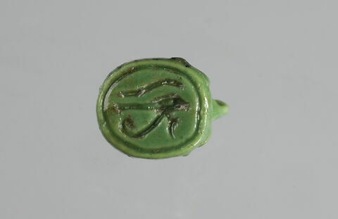amulette ; perle  ; chaton de bague, image 2/7