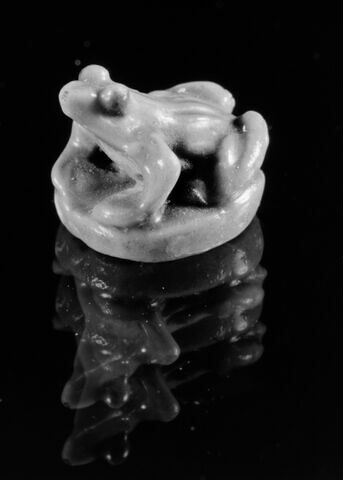 amulette ; perle  ; chaton de bague, image 3/7
