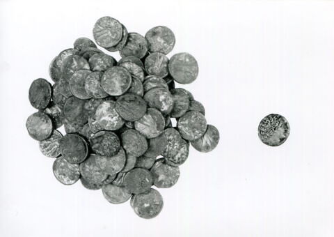 Lot de 264 monnaies de Tanis, image 3/4