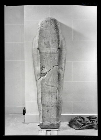 sarcophage momiforme, image 5/17