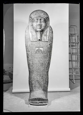 sarcophage momiforme, image 1/17