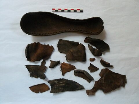 chaussure ; fragments, image 1/3