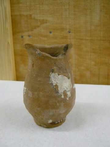 vase, image 2/2