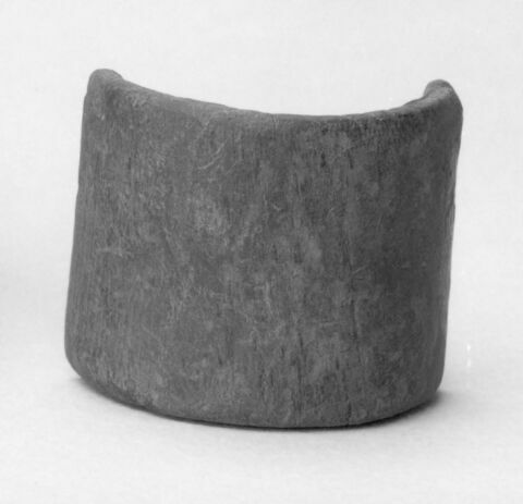 pot ; fragment