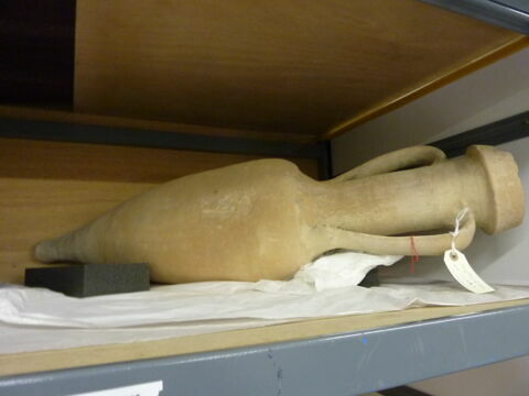 amphore apode, image 2/2