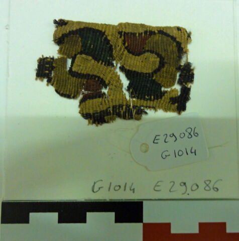 décor de textile ; fragment, image 2/3