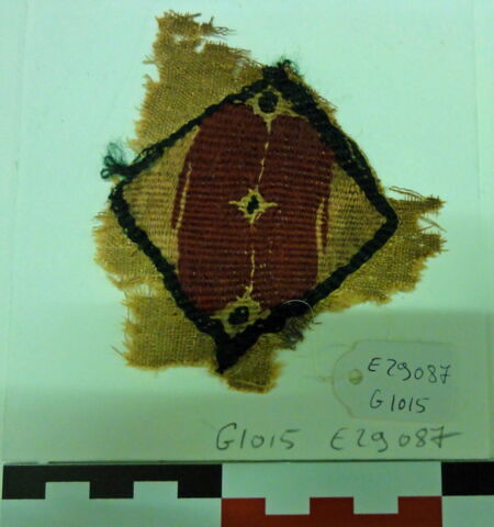 décor de textile ; fragment, image 2/2