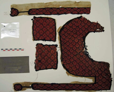 plastron de tunique ; clavus ; deux fragments, image 3/5