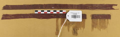 bande décorative d'habillement ; fragment, image 2/3