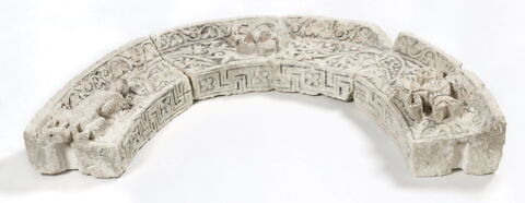 niche ; arc ; plusieurs fragments recollés, image 6/14