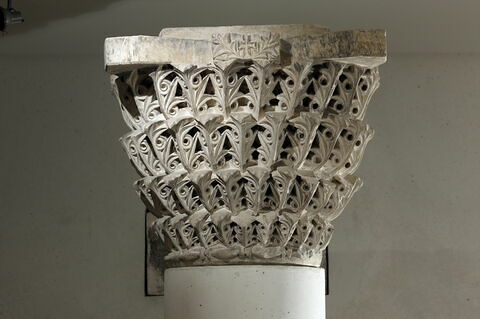 chapiteau ; colonne, image 2/5