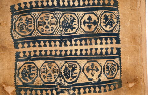 manche d'habit ; bande de poignet ; fragment, image 3/3