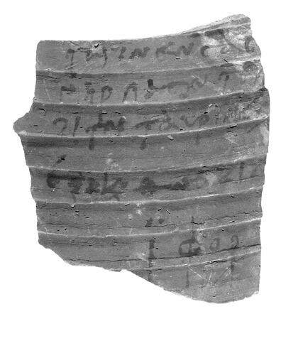 ostracon ; fragment