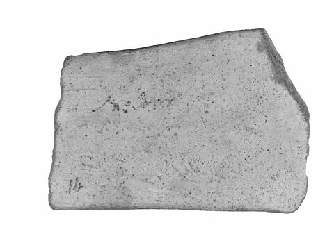 ostracon ; fragment, image 2/2