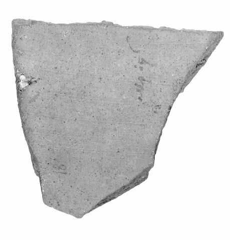 ostracon ; fragment, image 2/2