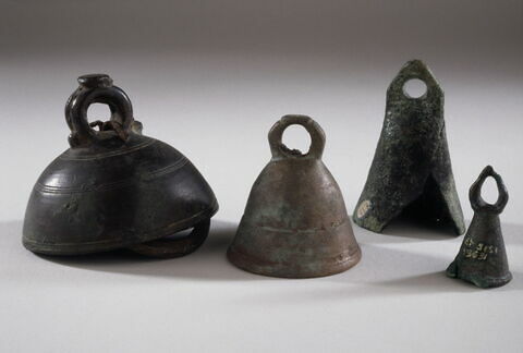 clochette, image 2/4