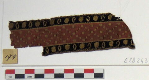 bande décorative d'habillement ; fragment, image 2/2