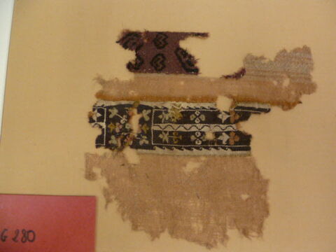 manche d'habit ; bande de poignet ; fragment, image 2/2