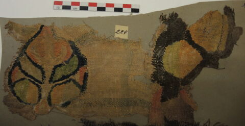 décor de textile ; fragment, image 2/3