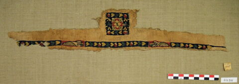 clavus ; tabula ; fragment, image 2/2
