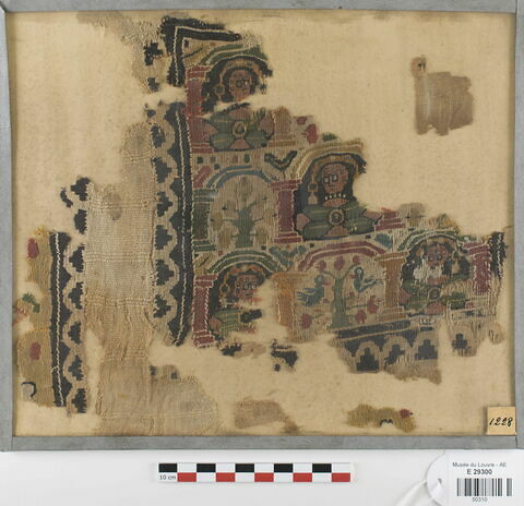 décor de textile ; fragment, image 1/3