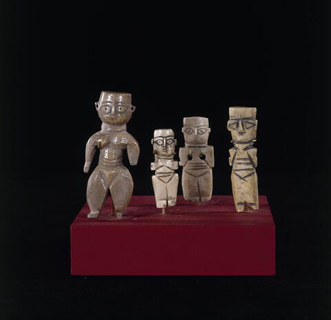 poupée ; figurine, image 2/2