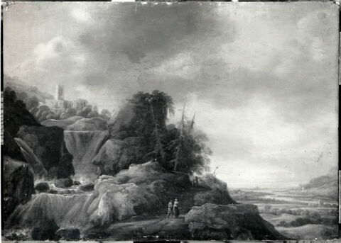 Paysage montagneux avec couple cheminant près d'une cascade, image 5/5