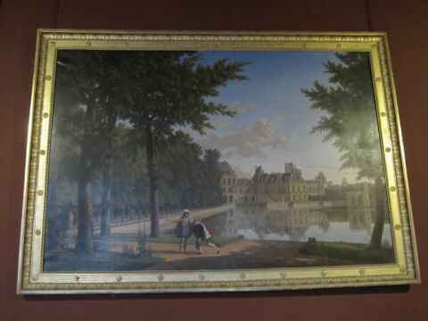 Vue du château de Fontainebleau, prise du grand parc avec Henri IV relevant Sully, image 3/3