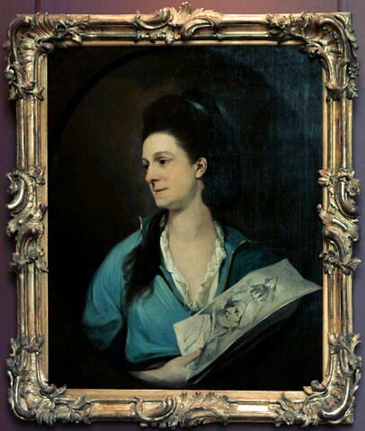 Portrait d'une dame tenant une estampe de l'artiste dit portrait présumé de lady Pigott tenant une estampe, image 2/2