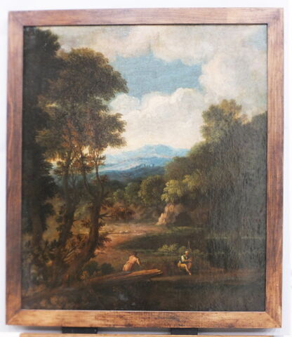 Paysage boisé avec personnages assis près d'une cascade, image 3/19