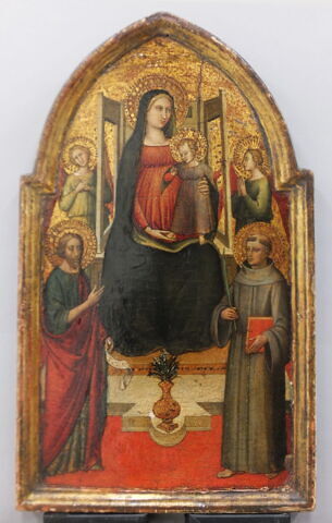 La Vierge et l'Enfant entourés de deux anges et de deux saints, image 2/13