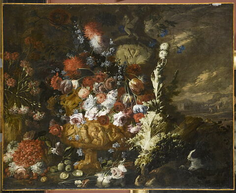 Vase de fleurs et fruits dans un paysage
