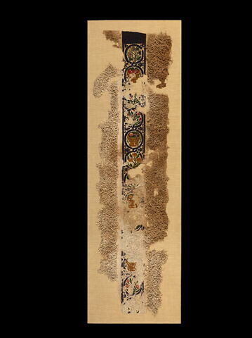 châle  ; couverture  ; fragments