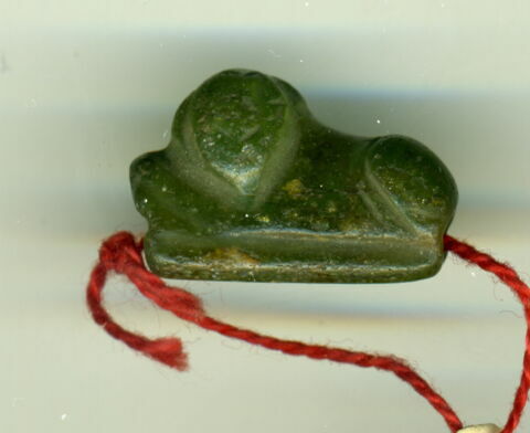 amulette ; chaton de bague