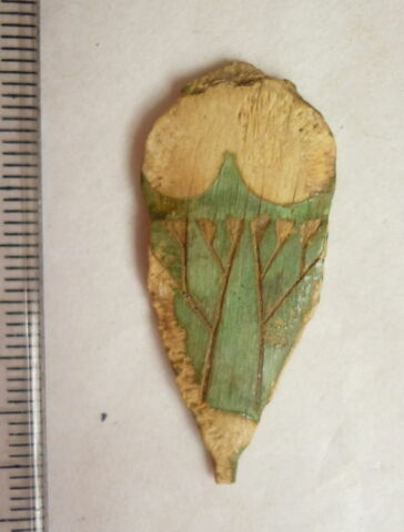 élément de meuble  ; cuiller à fard, image 4/4