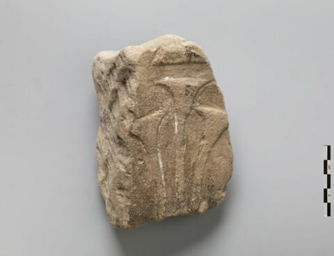 relief mural, image 2/3