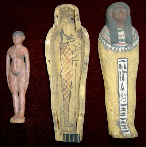 cercueil miniature ; figurine féminine