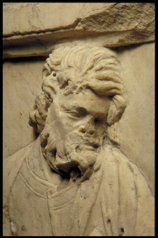 Prophète ou apôtre  barbu, visage de profil à droite, tête inclinée vers la gauche, tenant un livre, image 5/6