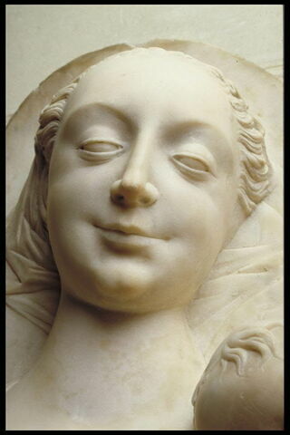 La Vierge et l'Enfant entre deux anges portant des corbeilles de fruits, image 3/5