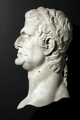 Agrippa couronné à gauche, image 1/2