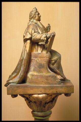 Louis XVIII sommet du sceptre de la statue La Restauration du Quadrige de l'arc de triomphe du Carrousel, image 8/10